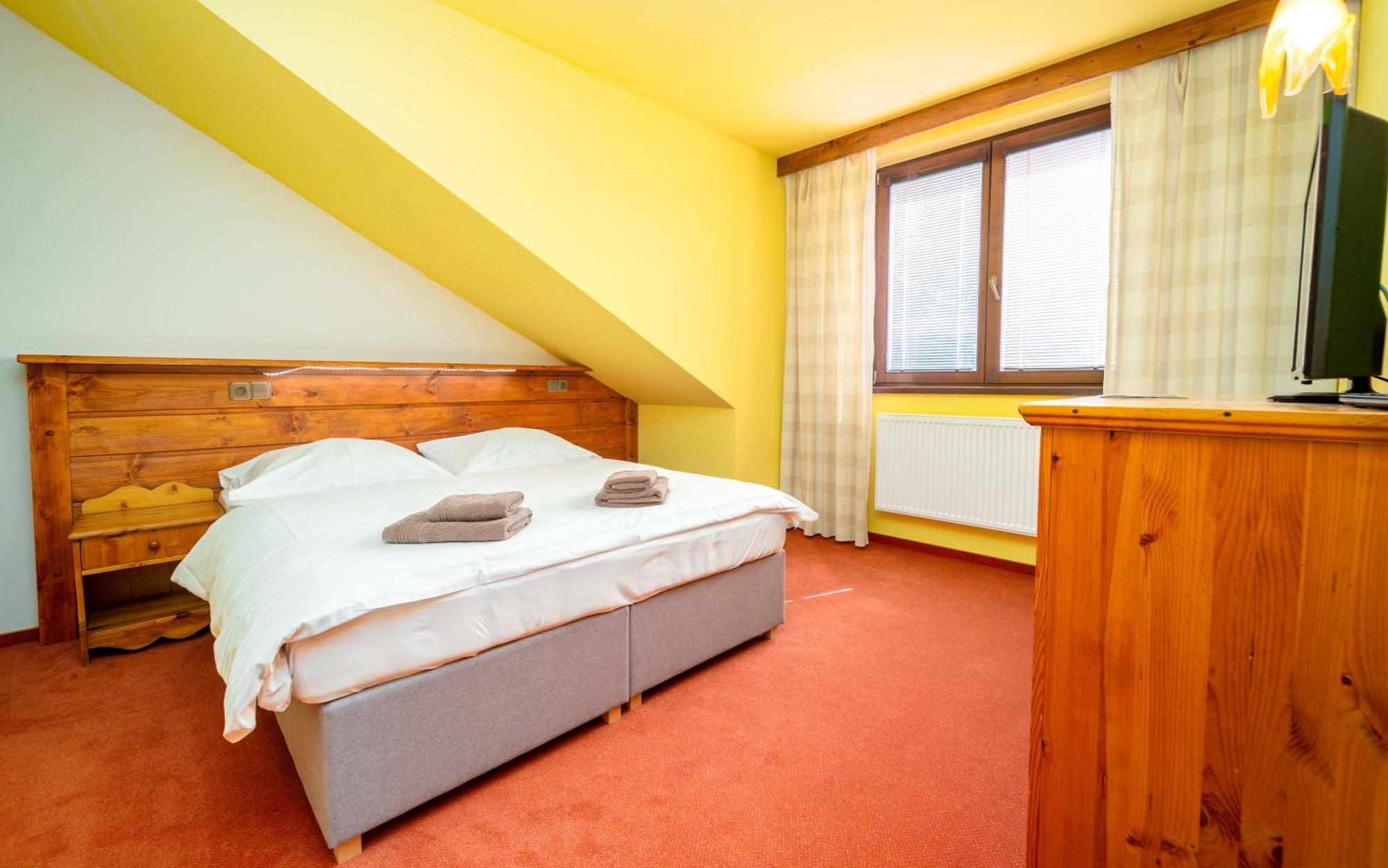 Hotel Ondras Z Beskyd Ostravice Dış mekan fotoğraf