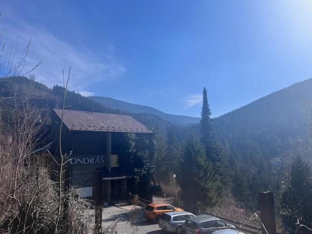 Hotel Ondras Z Beskyd Ostravice Dış mekan fotoğraf
