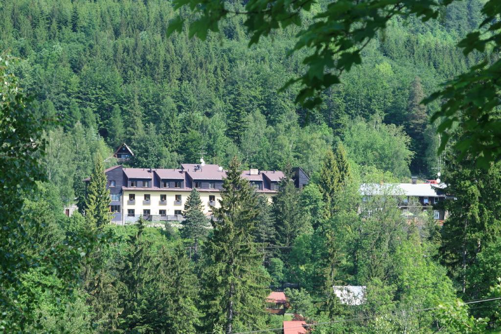 Hotel Ondras Z Beskyd Ostravice Dış mekan fotoğraf